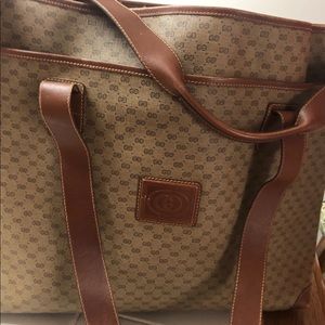 Authentic BEAUTIFUL LARGE GUCCI TOTE